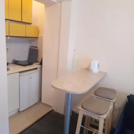 Flower Square Apartamento *